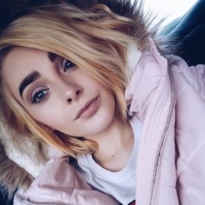 Meet your Posher, Makayla